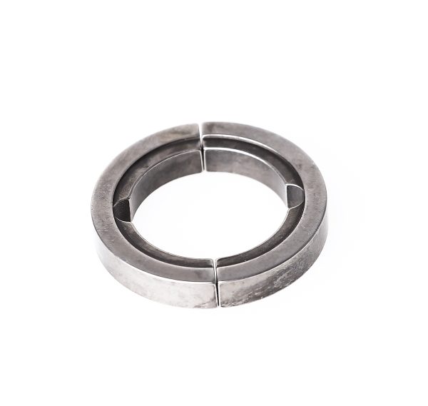 Bearing spacer &bearing retainer